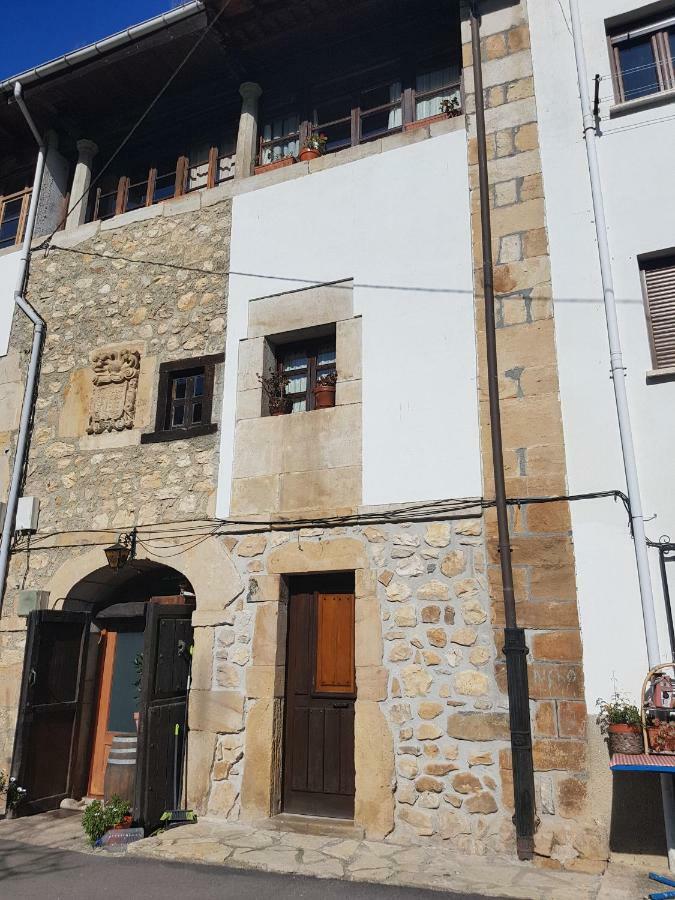 Casa Rural El Torrejon Аренас-де-Кабралес Экстерьер фото